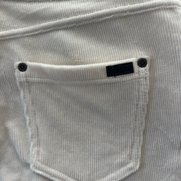 BNWOT off white cord leggings by HUE - Picture 3 of 4